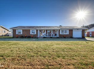 153 Southgate Dr, Elizabethton, TN 37643