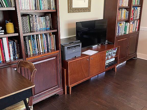Front living room 