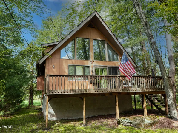95 Brookfield Rd, Lake Ariel, PA 18436
