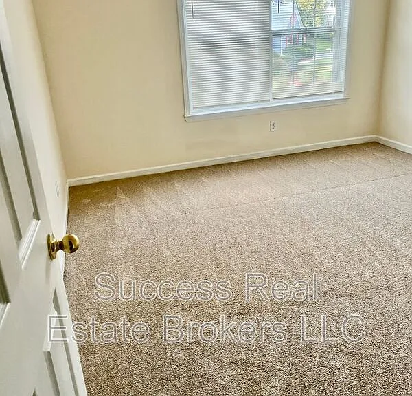 6074 Brookmere Ln SW — Photo 9