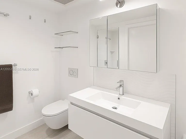 2301 Collins Ave #636 — Photo 11