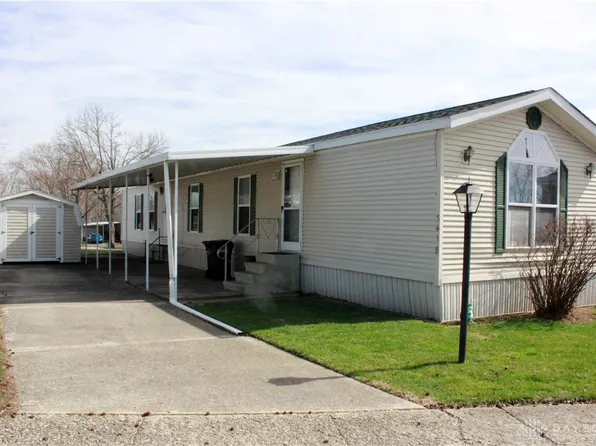 3418 Michael Dr, New Carlisle, OH 45344