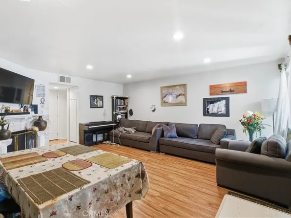 20821 E Calora St APT E6, Covina, CA 91724