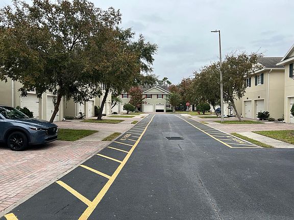 3rd image of 10751 Regent Square Dr Unit 1901