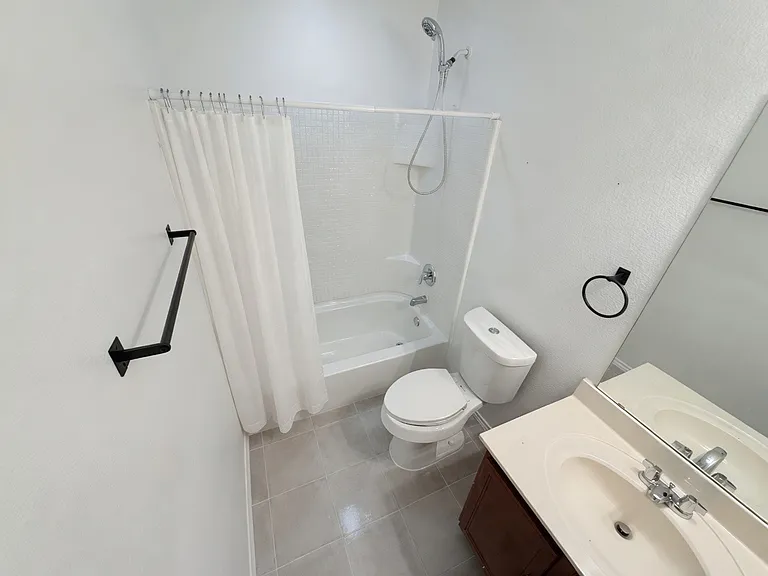 8440 Shallow Creek Dr — Photo 19