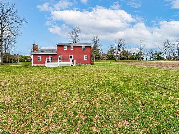 5th image of 36261 Butcher Rd