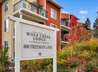 800 Freeman Ln APT 105, Grass Valley, CA 95949