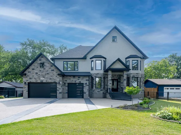 138 Woolwich St S, Woolwich, ON N0B 1M0