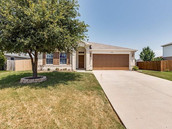 3rd image of 2405 Tailburton Ct