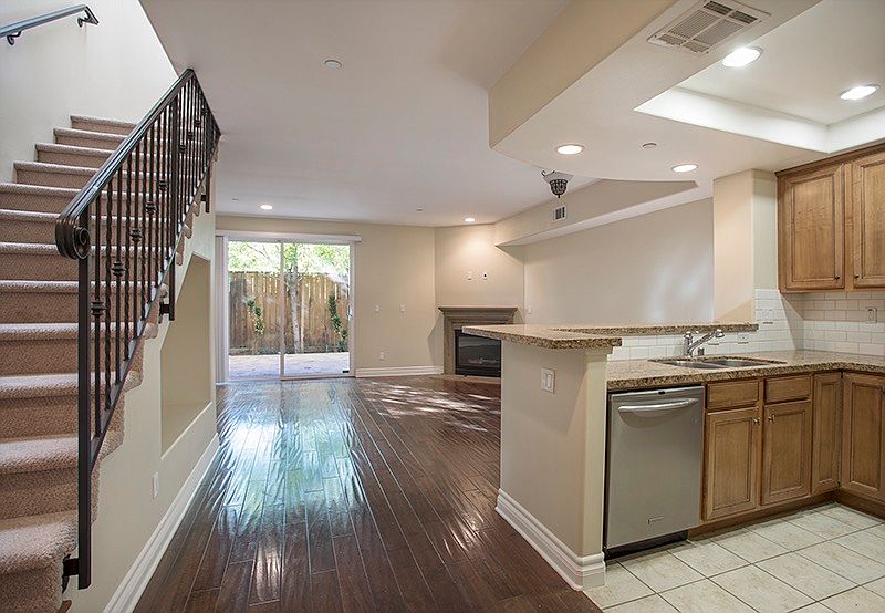 1st image of 5753 N White Oak Ave #17