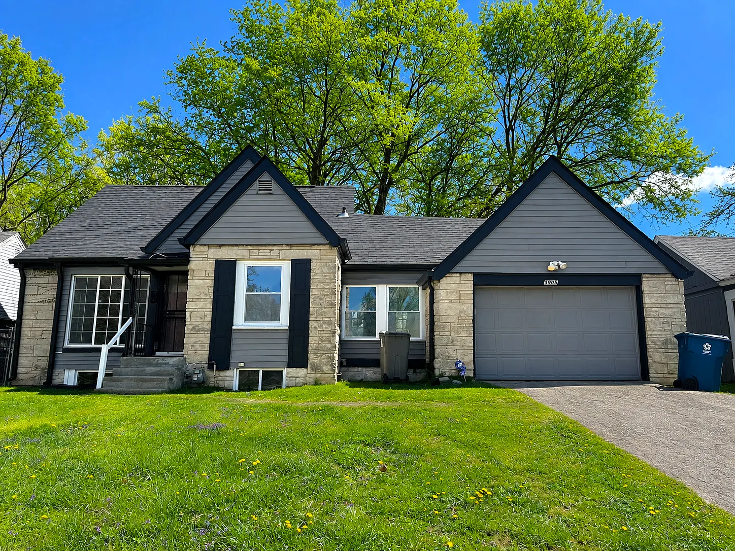 3905 Millersville Dr — Photo 1