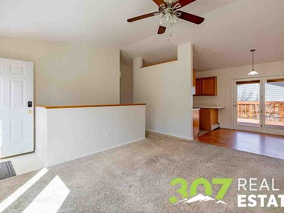 4th image of 719 Canyon View Ave