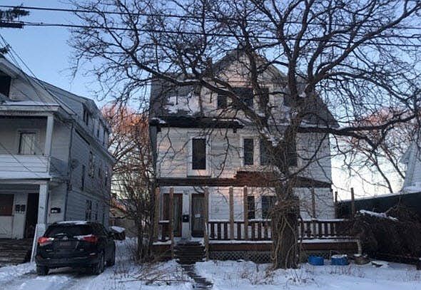 1st image of 197 Jasper St