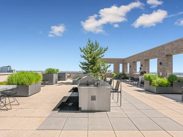 626 Flatbush Avenue image 18 of 29