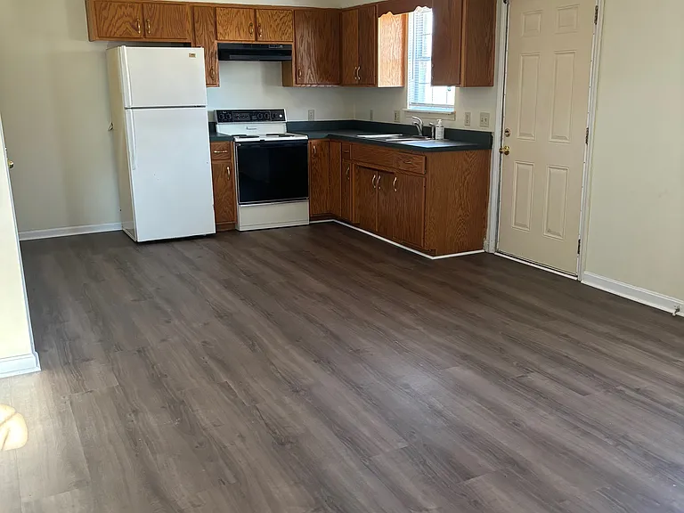 347 Hill St #1 — Photo 2