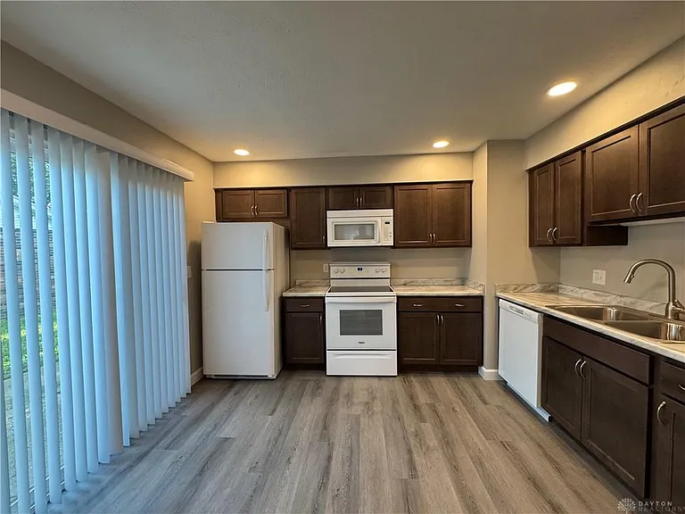 241 Orth Dr — Photo 4
