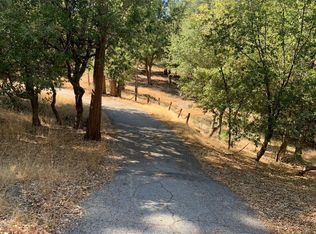 39417 W Summit Dr, Oakhurst, CA 93644