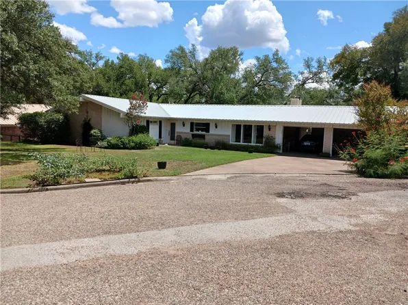 729 Fonville Dr, Marlin, TX 76661