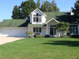 7374 Loma Linda Dr NE, Rockford, MI