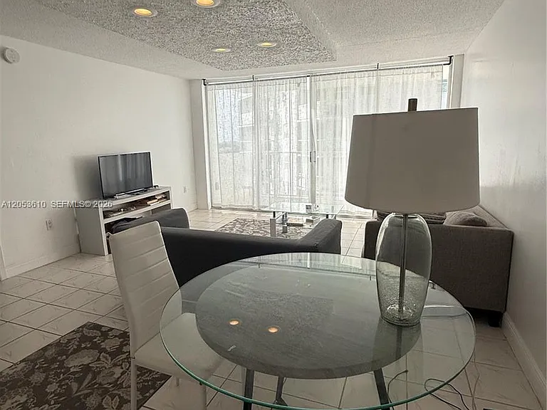 5838 Collins Ave #7E — Photo 5
