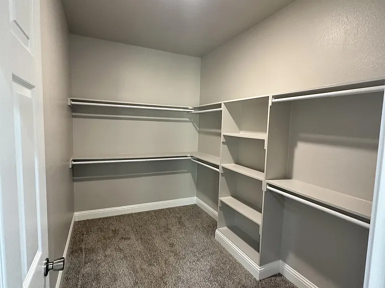 4120 Henderson St — Photo 11