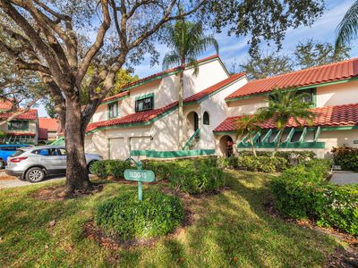 10 Lexington Lane E # F, Palm Beach Gardens, FL, 33418