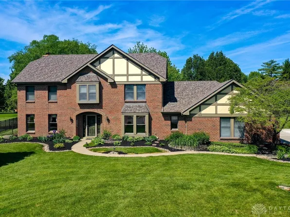 1404 Saint Andrews Ct, Springboro, OH 45066