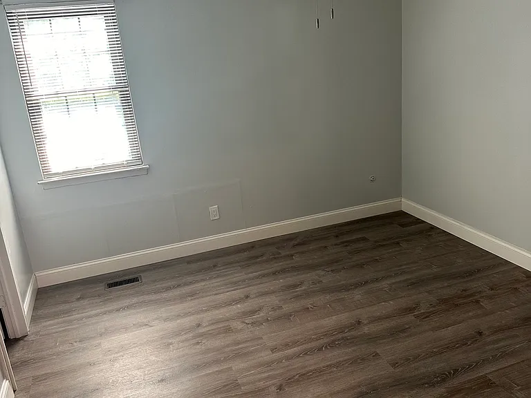 1022 Bancroft Pl — Photo 10