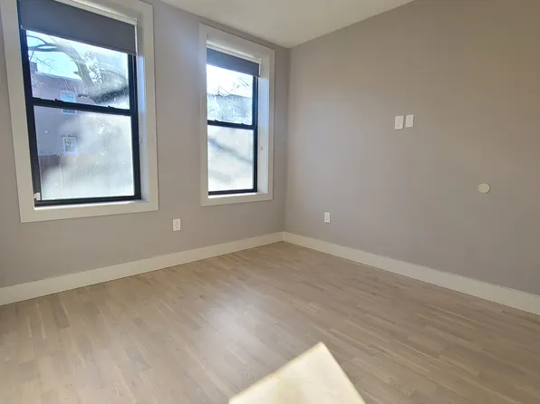 21 65th Street image 15 of 17