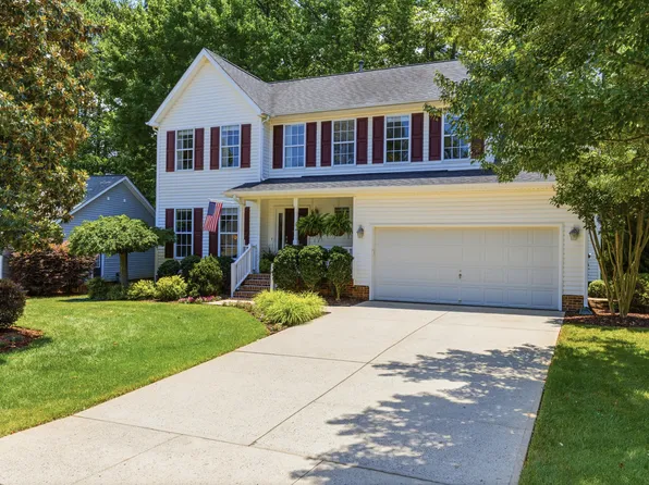 1211 Waterford Green Dr, Apex, NC 27502