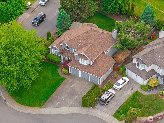 3rd image of 826 SW 347th Court