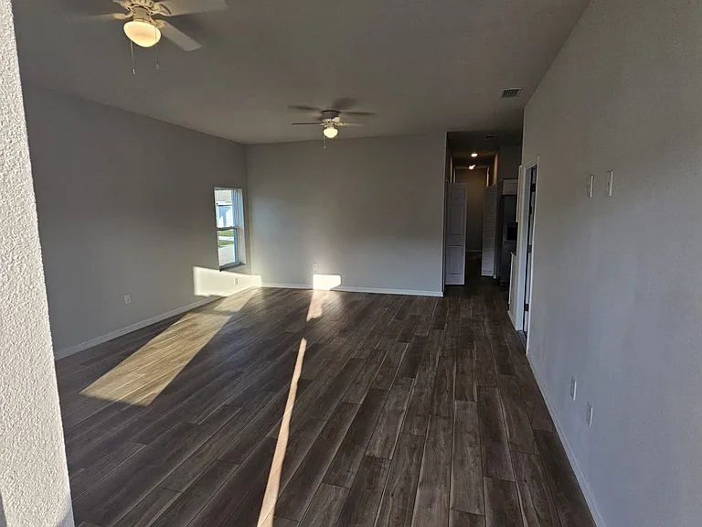 1431 Las Villas Blvd — Photo 18