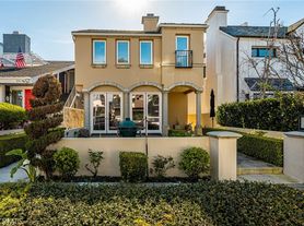 602 Larkspur Ave, Corona Del Mar, CA