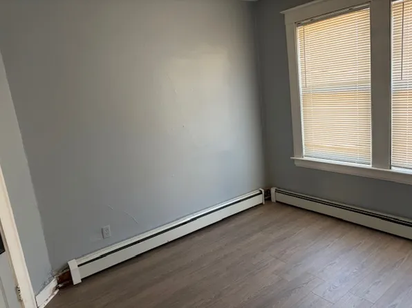 (undisclosed Address), New Britain, CT 06051