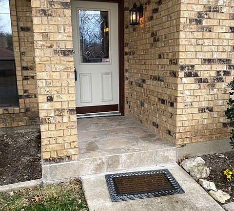 5th image of 8719 Woodstream Dr