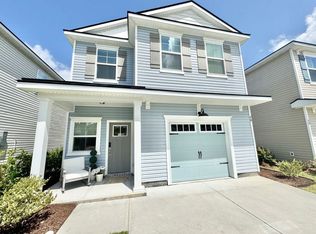 28 Pomona Cir, Savannah, GA 31419