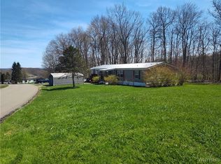 149 High Acres Dr, Bemus Point, NY