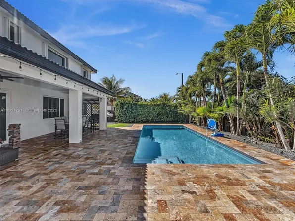 22690 SW 127th Ct, Miami, FL 33170