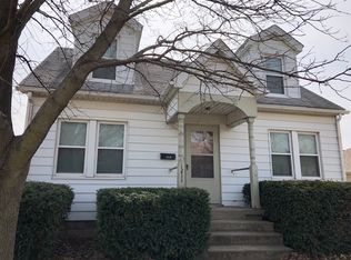 1214 19th Ave, Moline, IL 61265