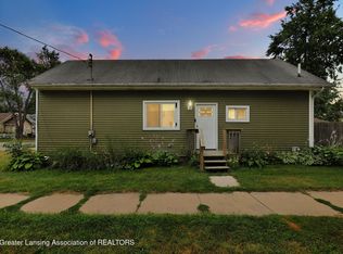 435 N Magnolia Ave, Lansing, MI 48912
