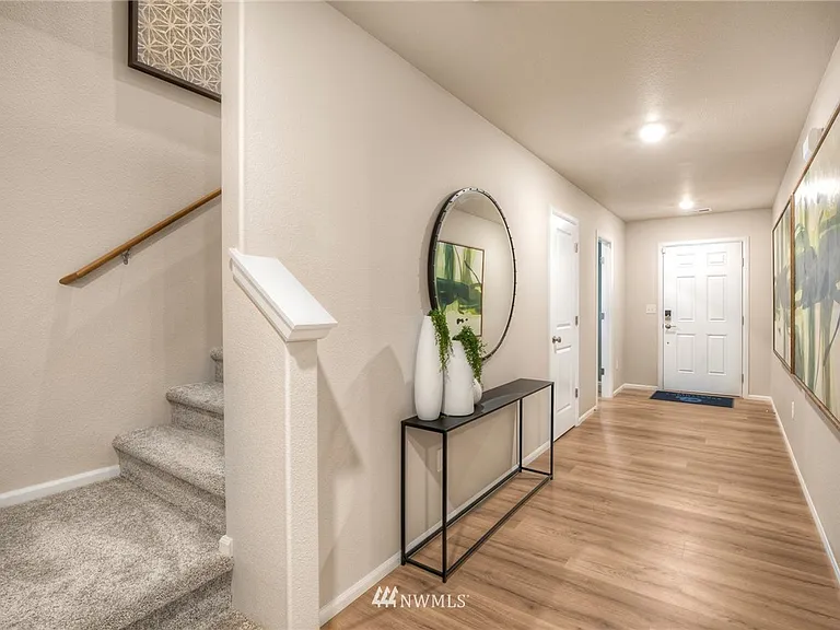 8444 39th St NE — Photo 5