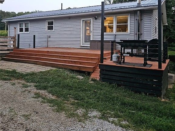 3rd image of 928 Township Road 2704