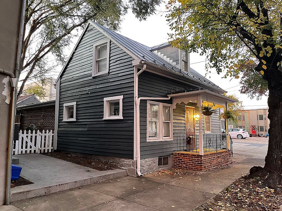 1st image of 613 S Loudoun St