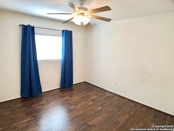 2nd image of 5854 Providence Oak
