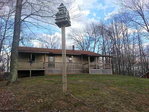 3rd image of 77 Quail Acres Dr