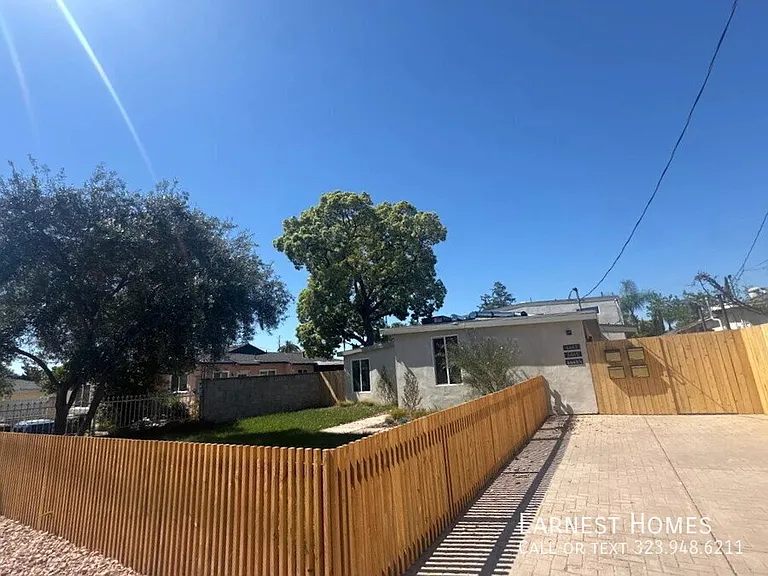 6441 Satsuma Ave #1 — Photo 18