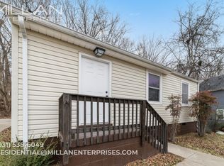 110 Valley View Cir, Clarksville, TN 37040