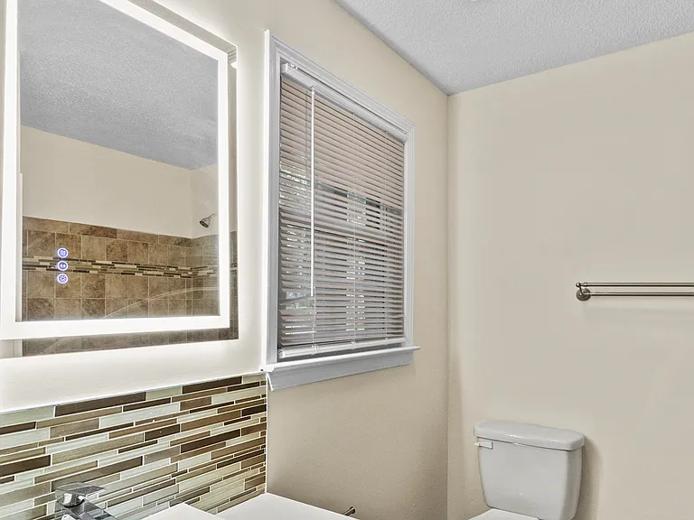 3234 Hunter Dr — Photo 8