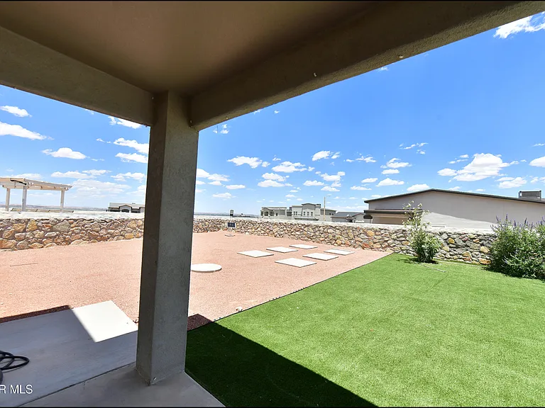 2358 Enchanted Gem Pl — Photo 46