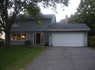 940 Windemere Curv N, Plymouth, MN 55441